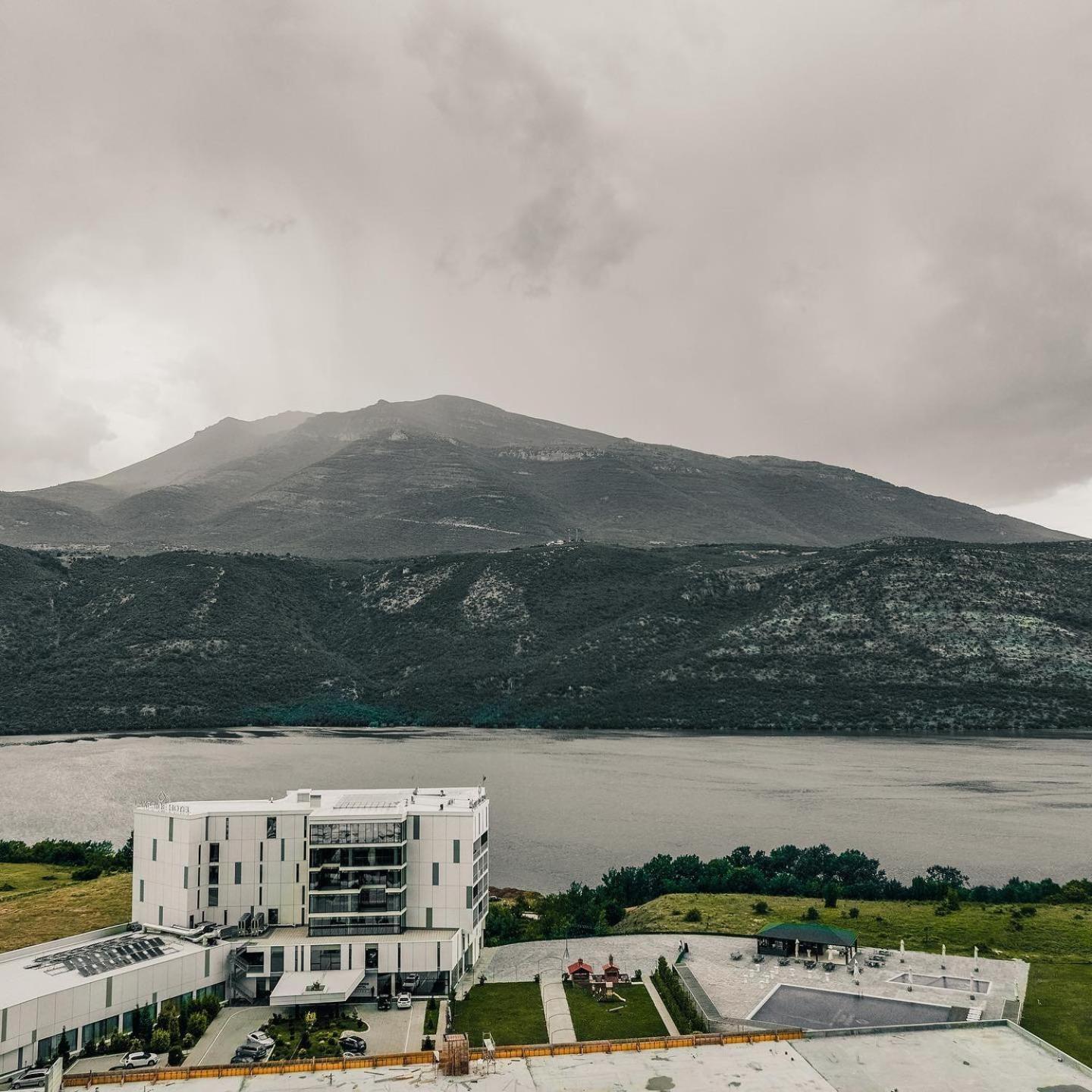 Hotel Lakeside Vermice Exterior foto